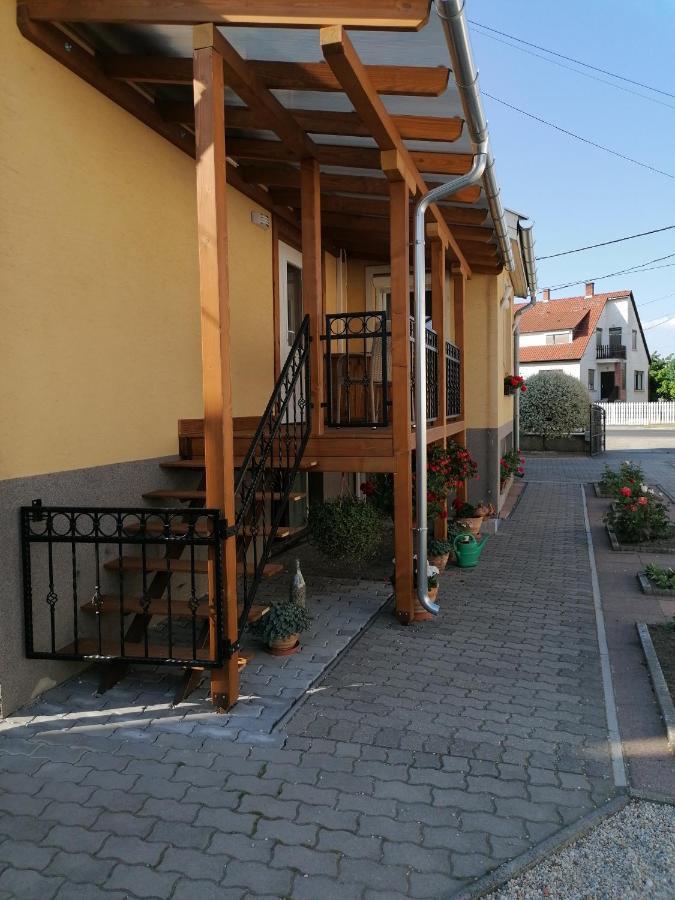 Hotel Kata Vendeghaz Bük Exterior foto